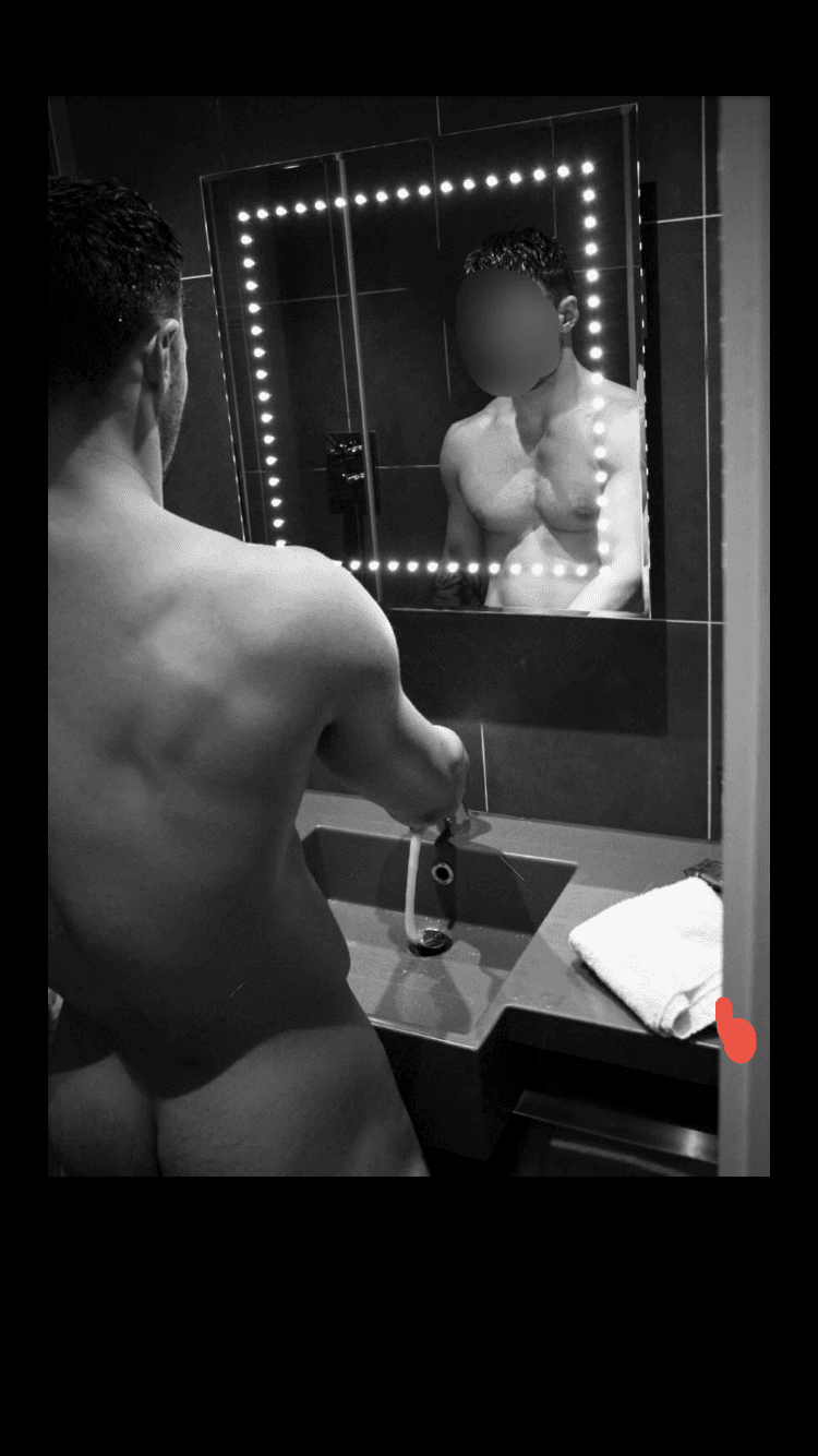 Profil de Lohan, 26 ans, Rencontre BDSM à Vnà (Grisons)