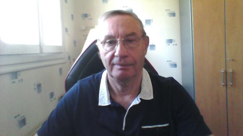 Léon Rencontre bdsm Surcasti