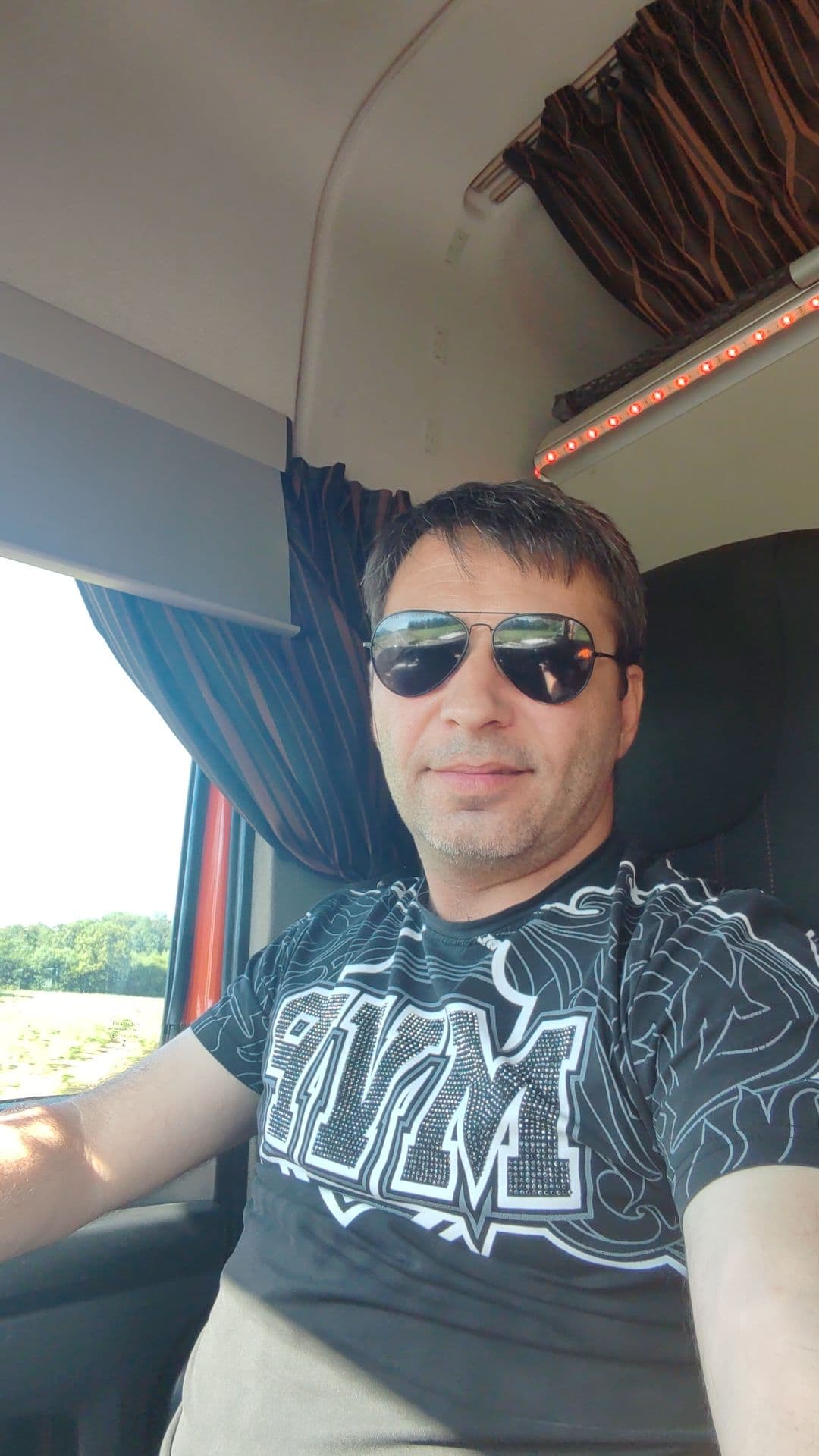Profil de Odin, 31 ans, Rencontre BDSM à Tartar (Grisons)