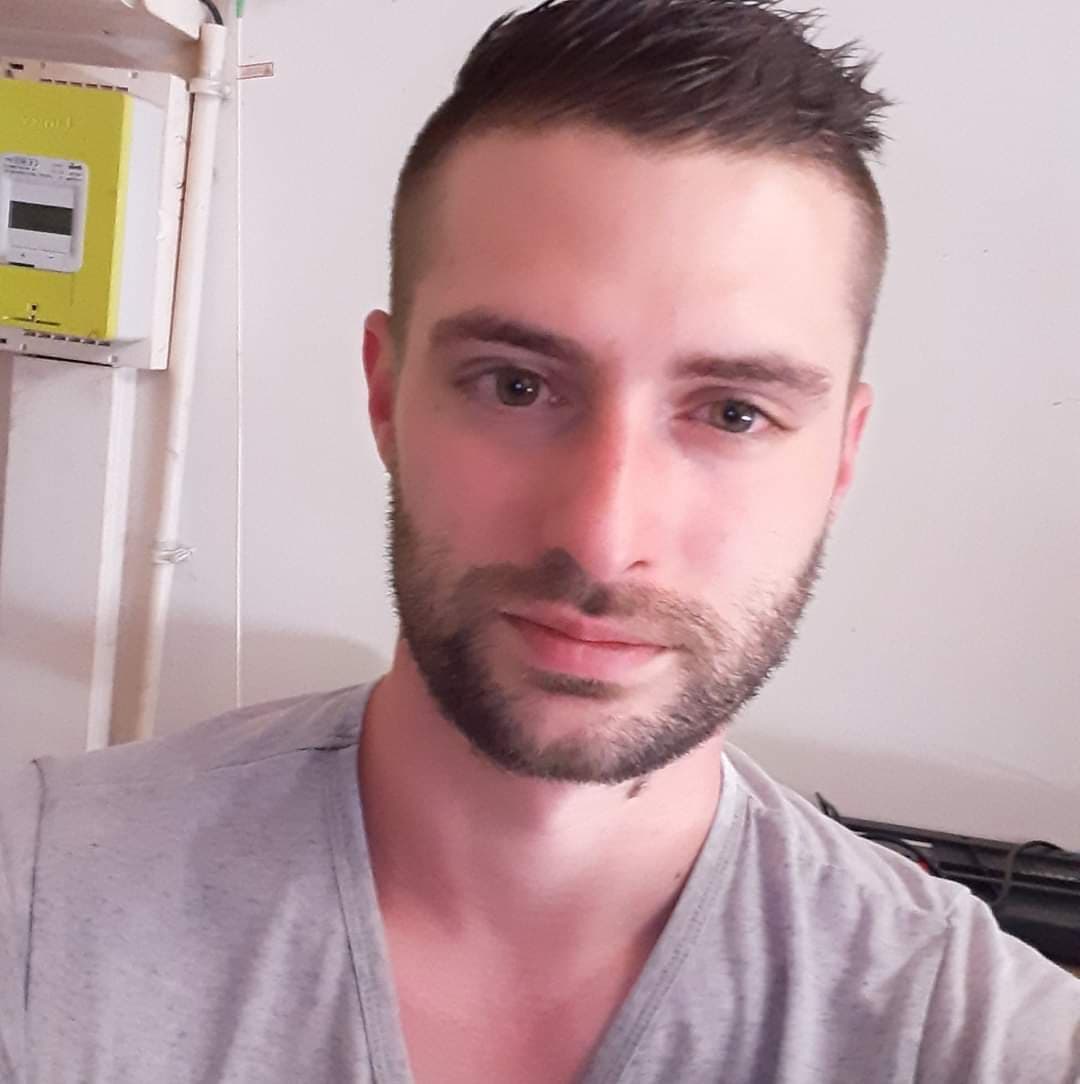 Profil de Emir, 29 ans, Rencontre BDSM à Geschinen (Valais)