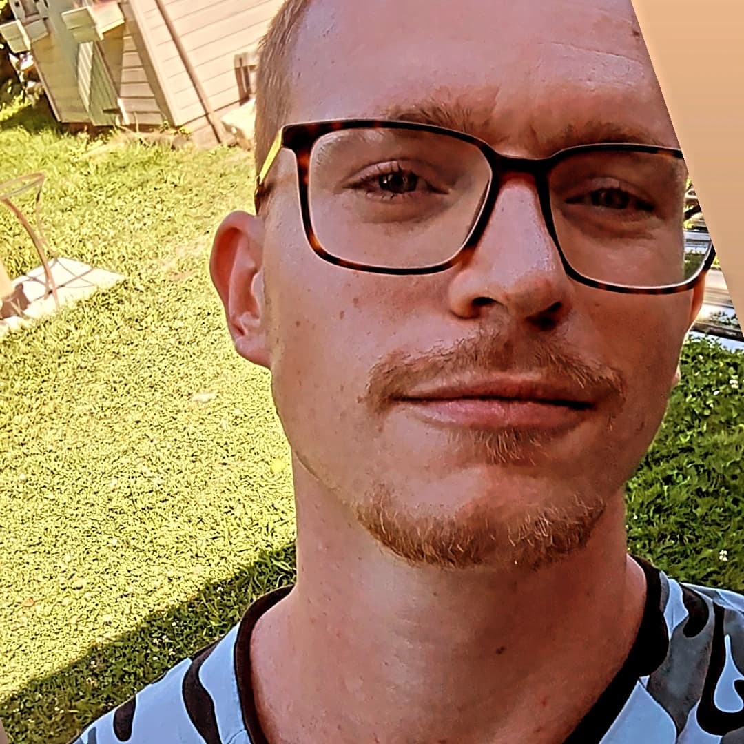 Many - Rencontre BDSM à Valbella Profil de Many, 26 ans, Rencontre BDSM à Valbella (Grisons)