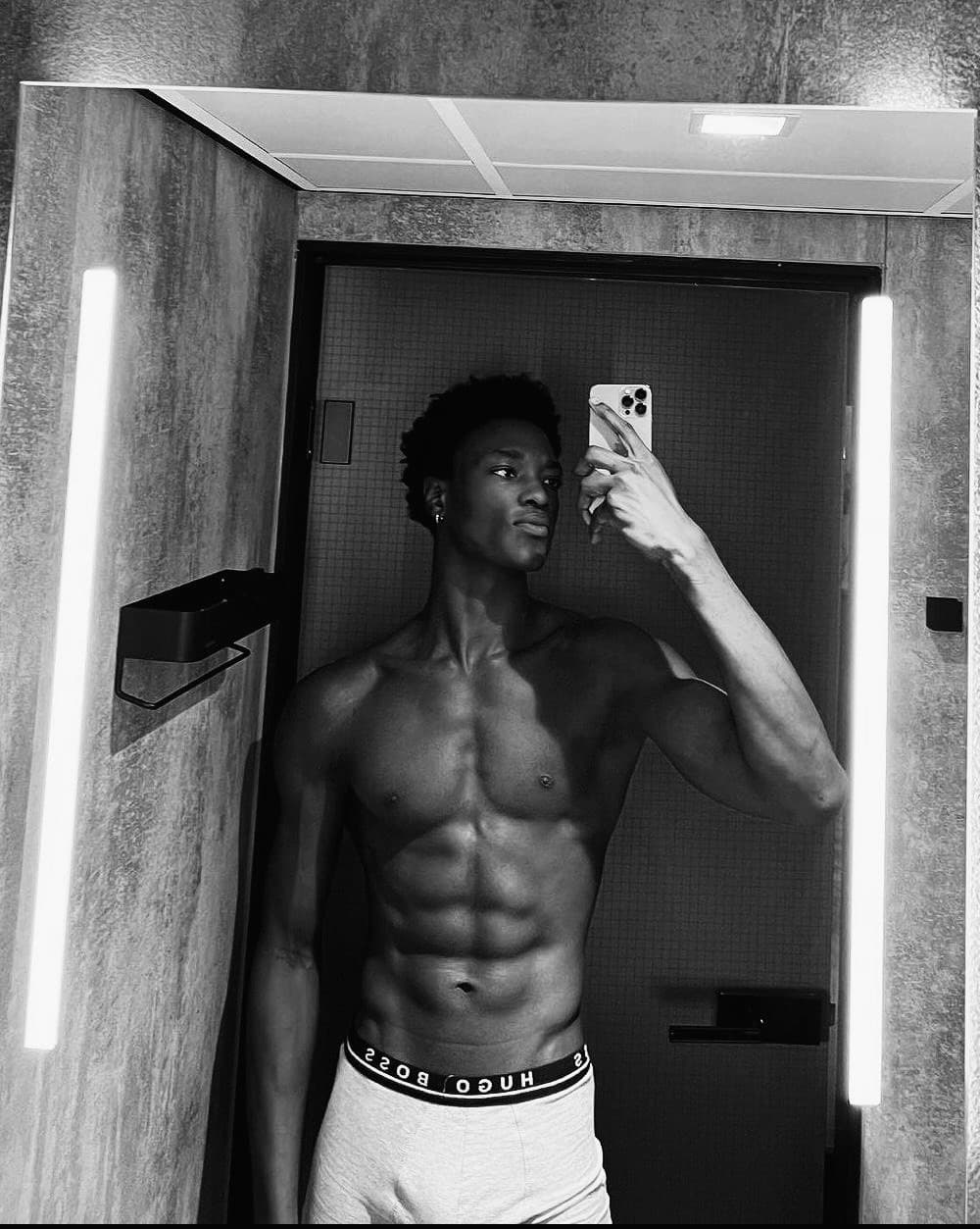 Profil de Gabi, 32 ans, Rencontre BDSM à Kappel SO (Soleure)