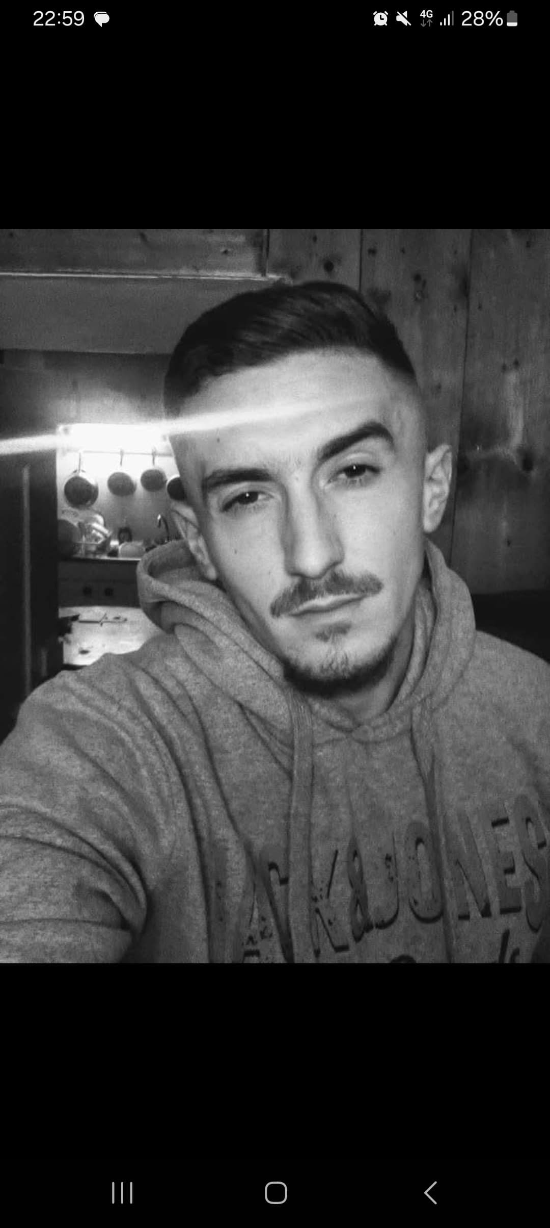 Profil de Charlie, 30 ans, Rencontre BDSM à Dägerlen (Zurich)