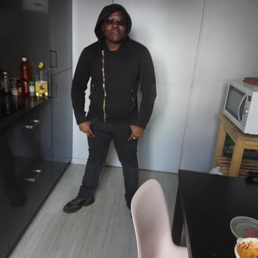 Profil de Fahim, 32 ans, Rencontre BDSM à Martigny-Croix (Valais)