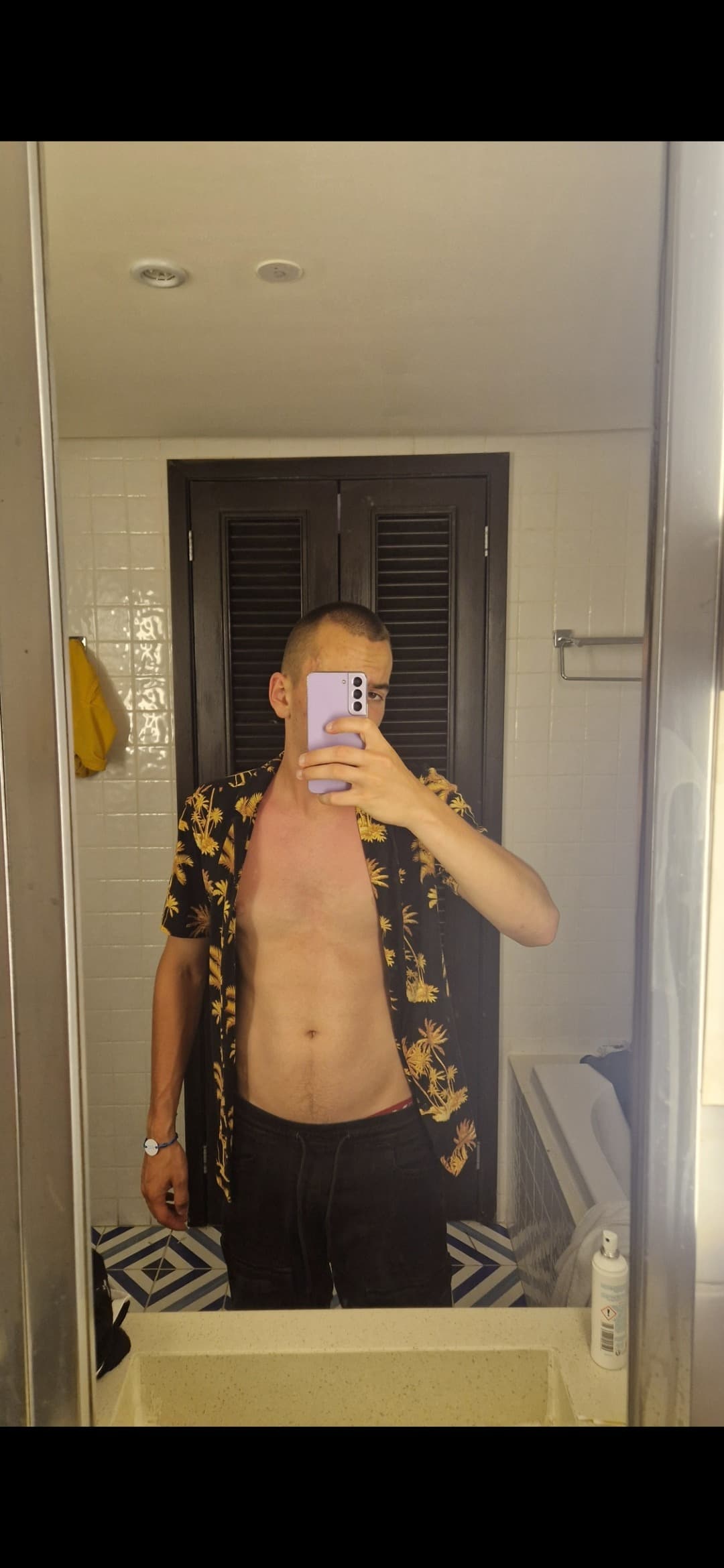 Profil de Ladji, 32 ans, Rencontre BDSM à Tüscherz-Alfermée (Berne)