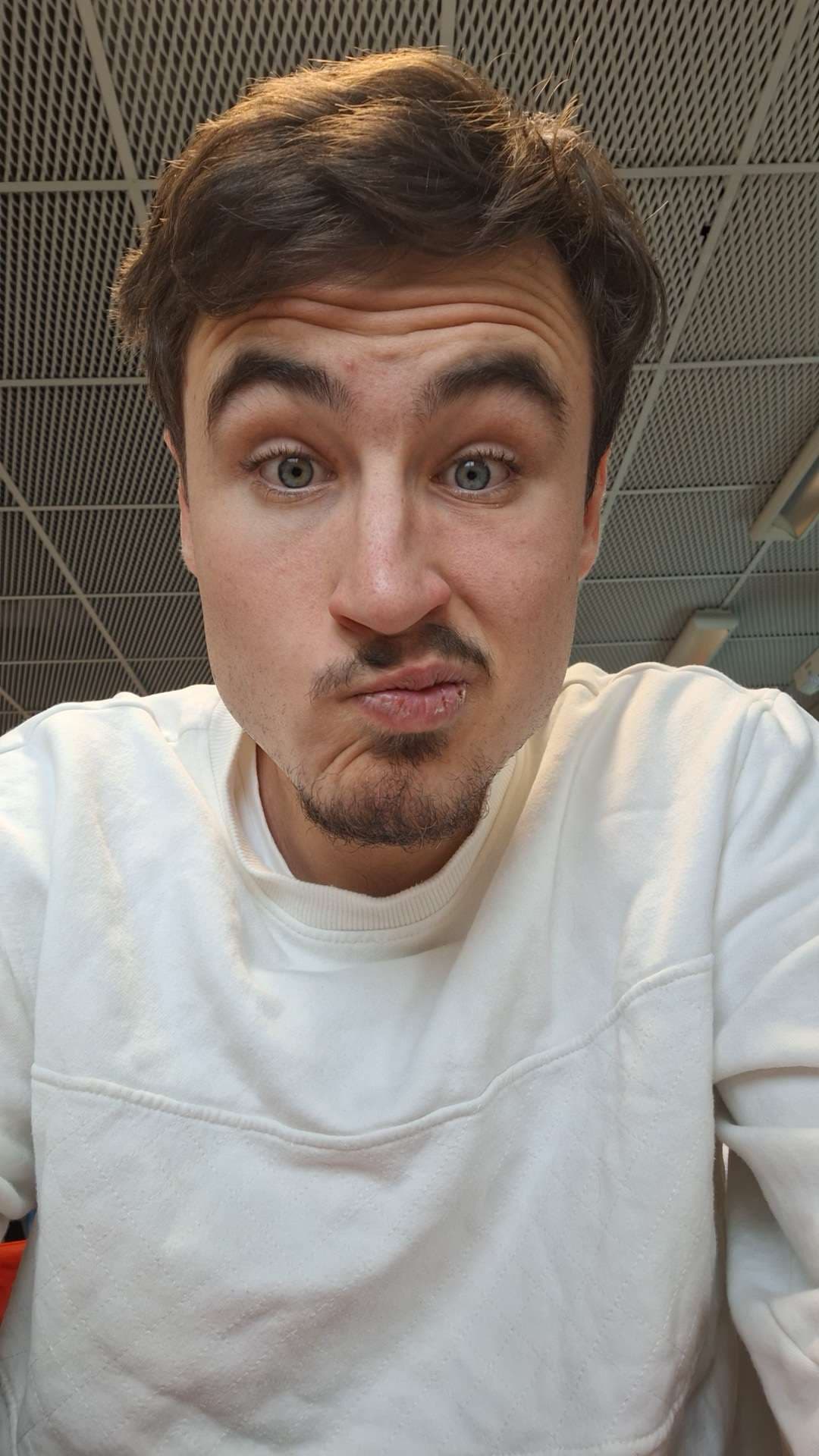 Profil de Yannis, 41 ans, Rencontre BDSM à St-Séverin (Valais)