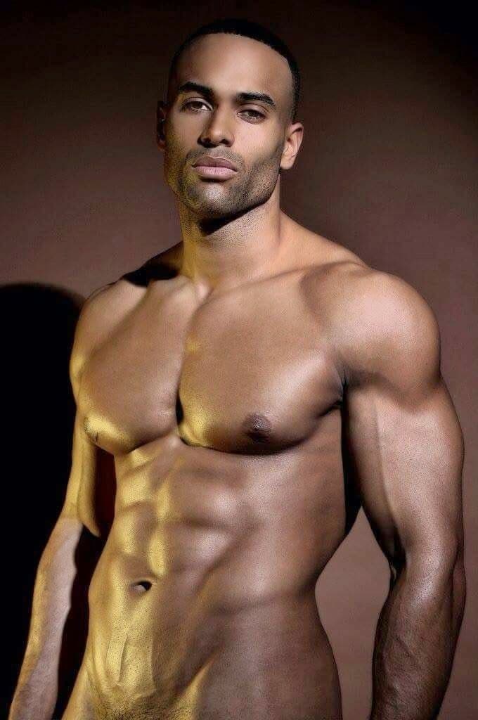 Profil de Mathieu, 30 ans, Rencontre BDSM à Innerferrera (Grisons)