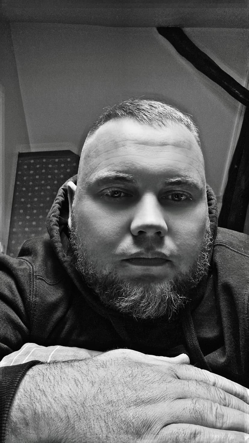 Alec Rencontre bdsm Chêne-Bougeries