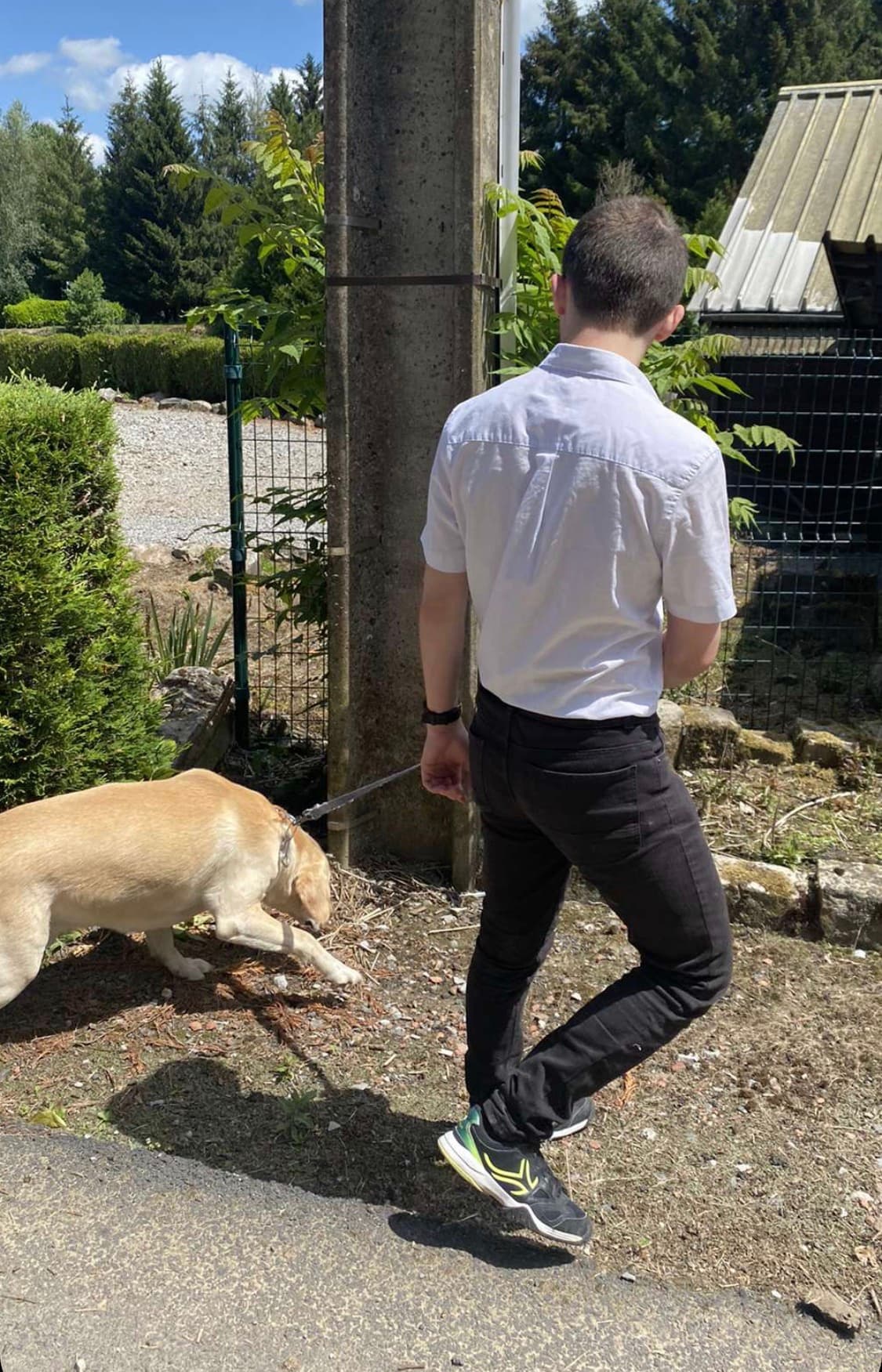 Profil de Soen, 29 ans, Rencontre BDSM à Feldis/Veulden (Grisons)