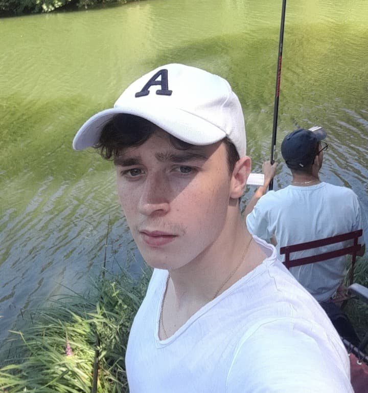 Profil de Aksel, 27 ans, Rencontre BDSM à Niederbipp (Berne)