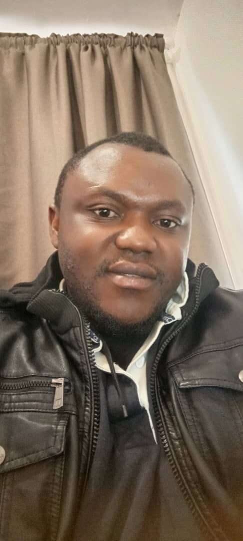 Kenan - Rencontre BDSM à Wiler b. Utzenstorf Profil de Kenan, 38 ans, Rencontre BDSM à Wiler b. Utzenstorf (Berne)