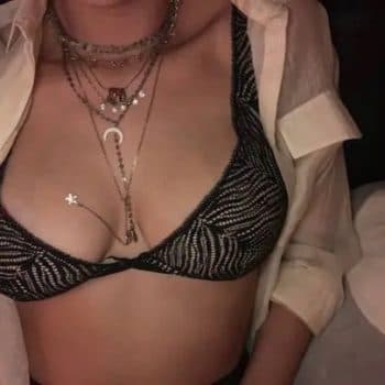 Oriane - Rencontre BDSM à Filet Profil de Oriane, 44 ans, Rencontre BDSM à Filet (Valais)