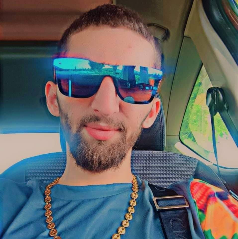 Viggo - Rencontre BDSM à Meinisberg Profil de Viggo, 33 ans, Rencontre BDSM à Meinisberg (Berne)