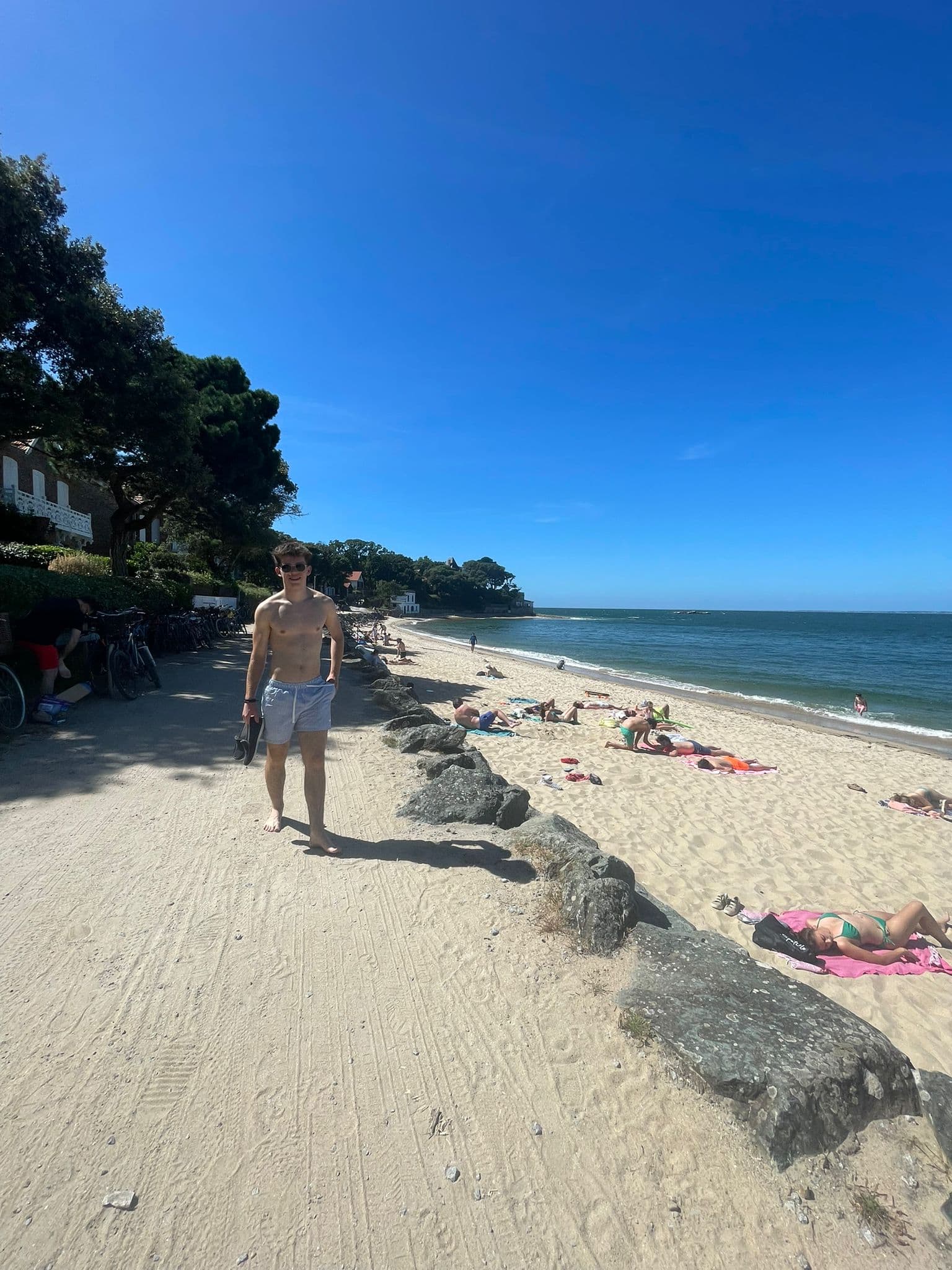 Abdallah - Rencontre BDSM à Läufelfingen Profil de Abdallah, 33 ans, Rencontre BDSM à Läufelfingen (Bâle-Campagne)