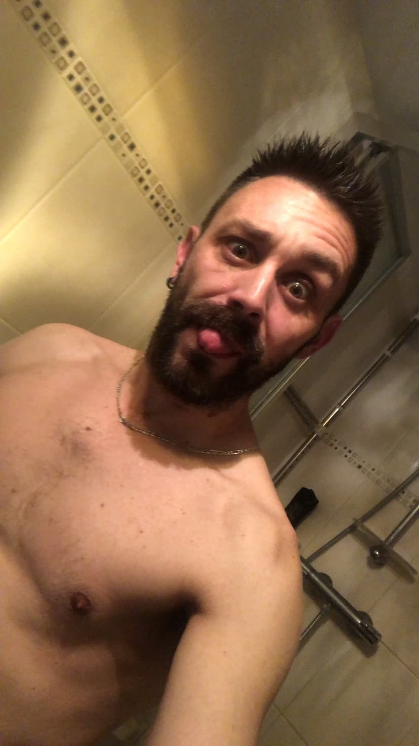 Aedan Rencontre bdsm Libingen