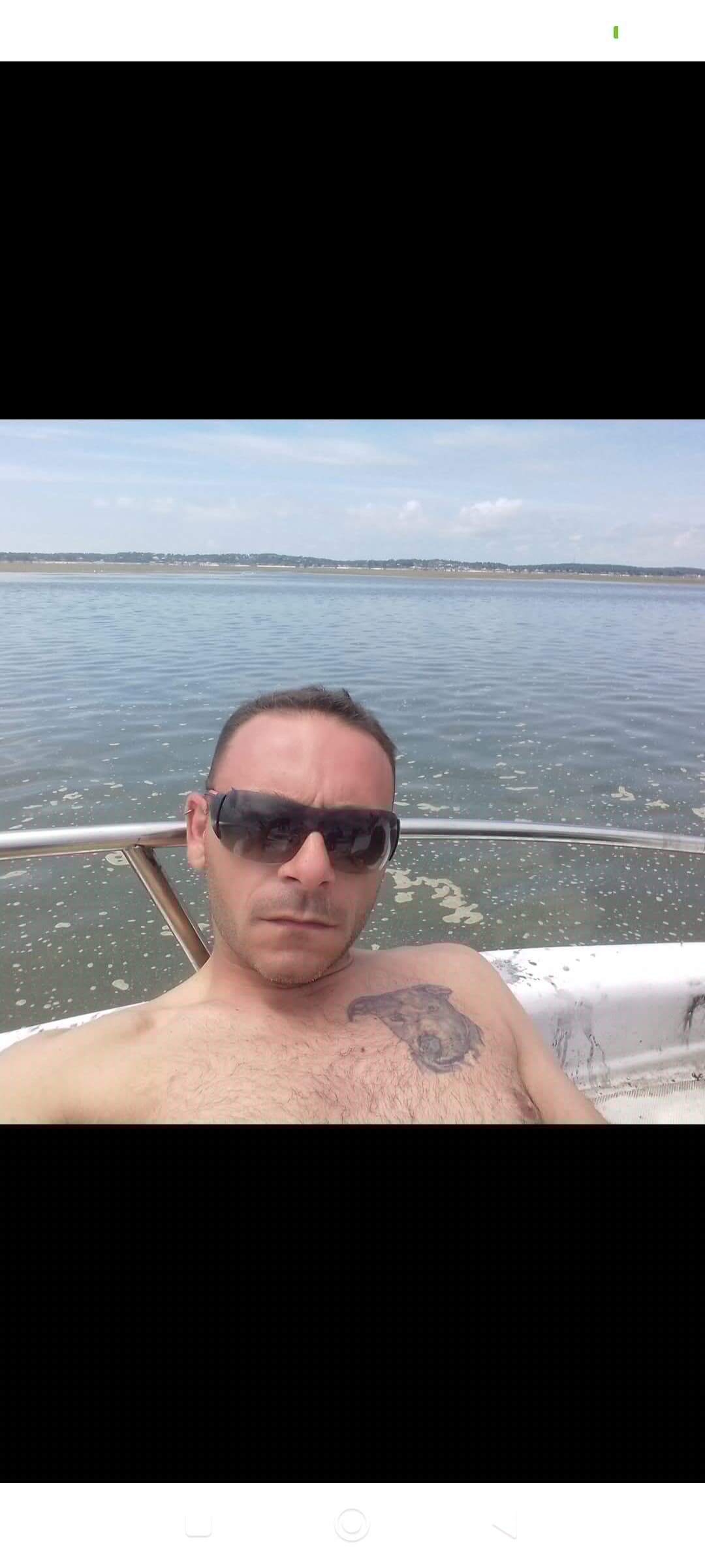 Melvyn - Rencontre BDSM à Wolfhalden Profil de Melvyn, 29 ans, Rencontre BDSM à Wolfhalden (Appenzell Rhodes-Extérieures)