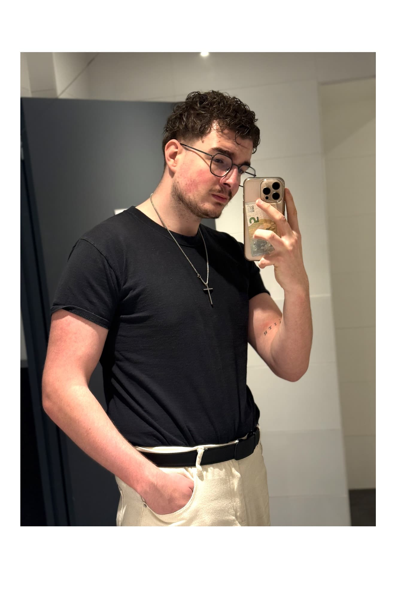 Khalid - Rencontre BDSM à Weisstannen Profil de Khalid, 41 ans, Rencontre BDSM à Weisstannen (Saint-Gall)