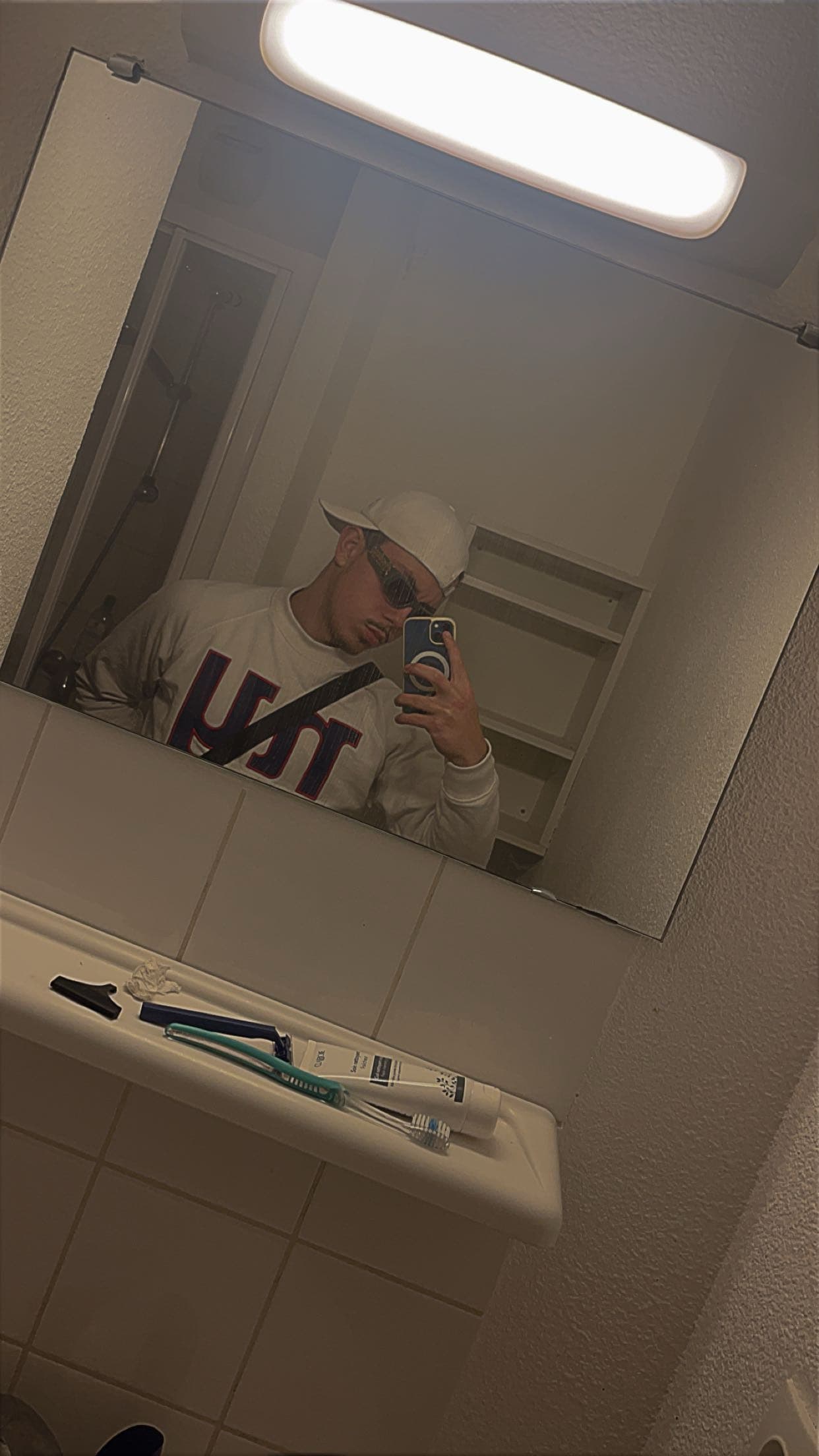 Safir - Rencontre BDSM à Ballens Profil de Safir, 32 ans, Rencontre BDSM à Ballens (Vaud)